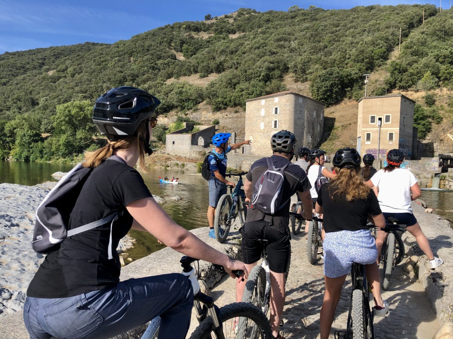 Sortie association en vélo électrique en Ardèche